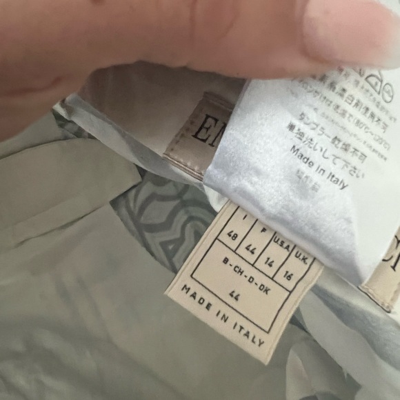 Pucci Shorts Size 44 - Picture 3 of 4